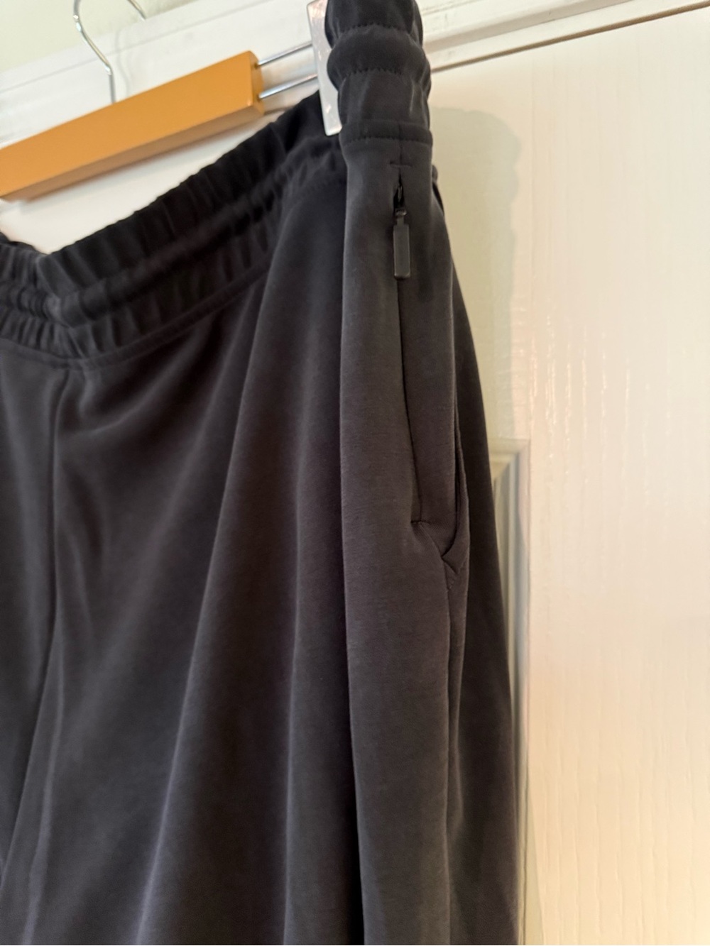 Athleta Seasoft Mid Rise Straight Pant - Picture 12 of 12